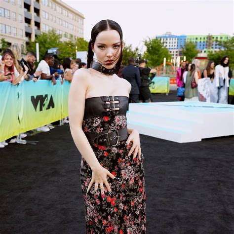 Dove Cameron Styled A Leather Belt As A Top At The 2022 Vmas Popsugar