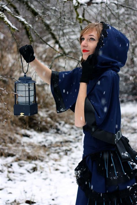 Winter TARDIS cosplay