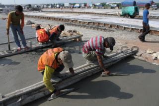 Pelebaran Jalan Tol Jakarta Cikampek Km 29 Cikarang DATATEMPO