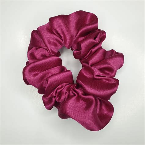 Jual Scrunchie Satin Silk Jepang Ikat Rambut Wanita Cepol Jilbab