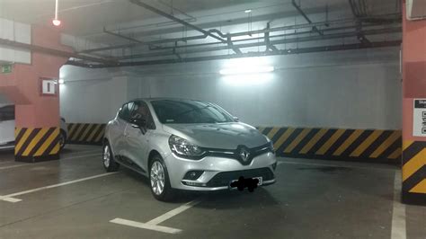 This guy blocking 3 parking spots : r/mildlyinfuriating