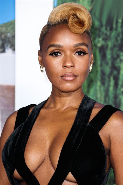 Janelle Monae Glass Onion A Knives Out Mystery Red Carpet Photo