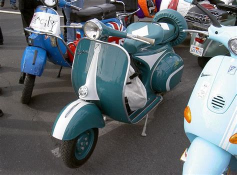 Navy Blue And White Vespa Vespa Vespa Lambretta Blue And White