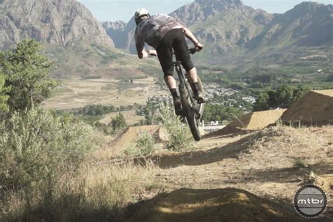 How To Ride Hip Jumps On Your Mountain Bike Mountain Bike Reviews Forum