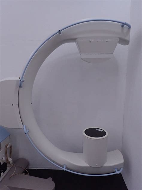 MRI CT X Ray Equipment SIEMENS C Arm ARCADIS Orbic Used Medical