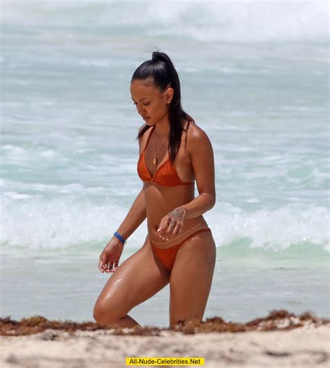 Karrueche Tran In Bikini On Vacation In Cancun
