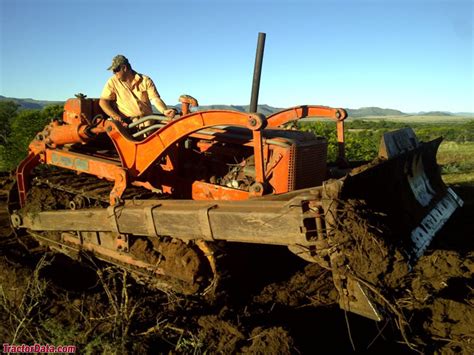 International Harvester Td 14a Series 142 Tractor