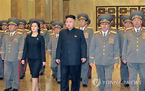 北김정은 리설주 금수산태양궁전 참배김경희 불참종합 Mlbpark