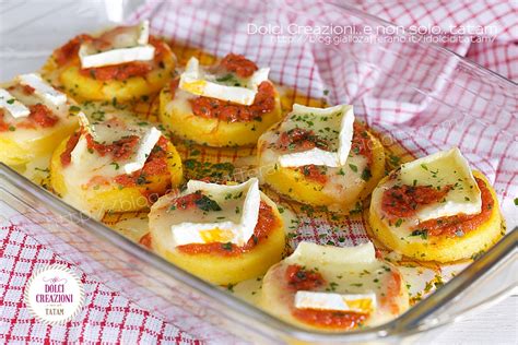 Medaglioni Di Polenta Al Forno Con Pesto Di Pomodorini E Brie