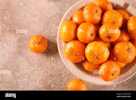 Fresh Organic Fruit Citrus Tangerine Stock Photo Alamy
