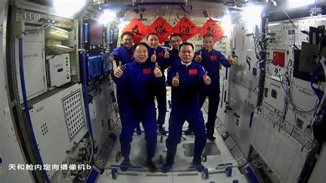 China Sends Its Youngest Ever Crew Into Space Cgtn