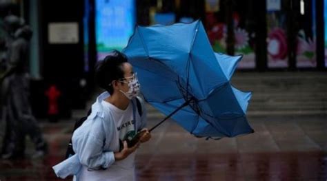 Typhoon Muifa Makes Th Landfall In China World