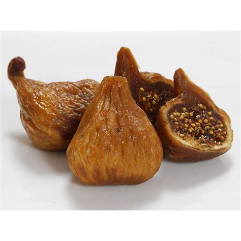 Can You Feed Dogs Dried Figs