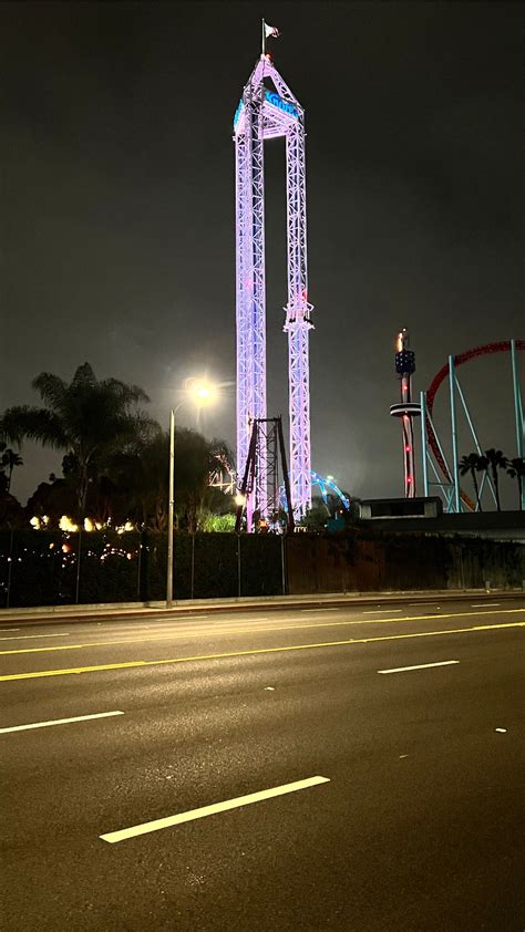 Supreme Scream at Knotts Berry Farm