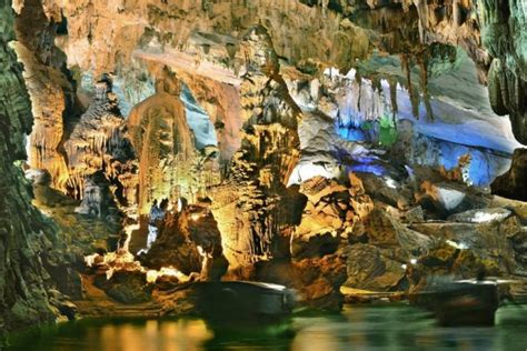 Paradise Cave Tour From Hoi An World S Longest Dry Cave