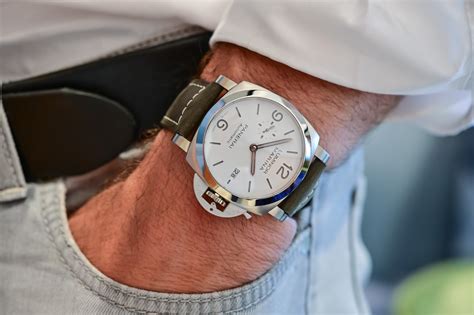 Panerai Luminor Marina 44mm White Sandwich PAM01314 Hands On