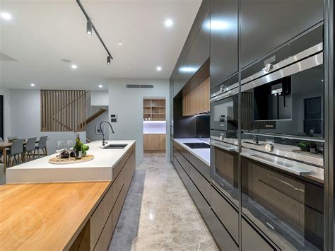 Kitchen Cabinets Gold Coast