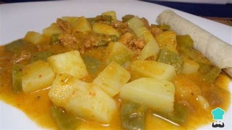 Papas Con Longaniza En Salsa Verde Preparara Esta Receta Rendidora Y