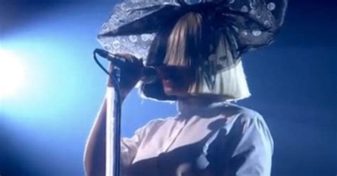 Sia Posts 100 Naked Pics Online In Bid To Stop Paparazzi Profiting