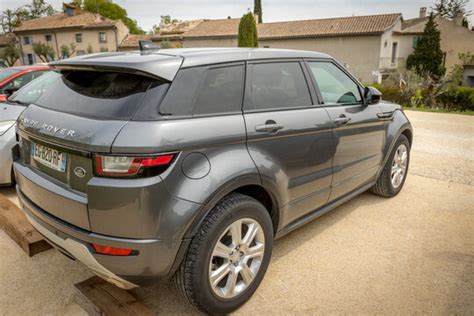 evoque  adobe stock