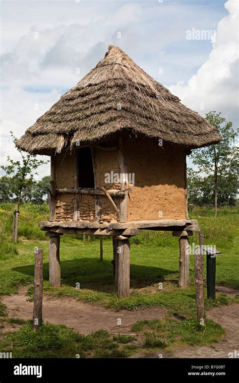 Recreation Of Bronze Age Corn Storage Shelter A Spieker Hunebedcentrum