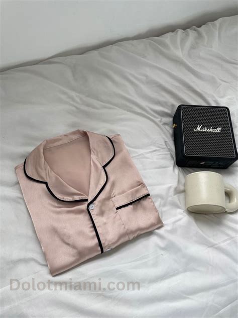 Pyjama lụa satin màu nude Đồ ngủ nữ lụa sang trọng thoải mái