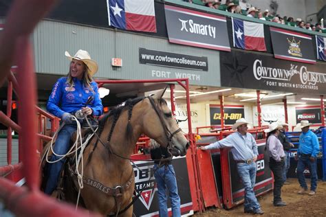 Professional Ropers And Challengers Announced For Womens Rodeo World