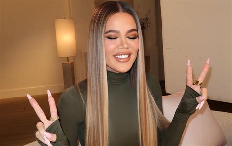 Khloé Kardashian Still Hasnt Revealed Her Sons Name But Confirmed