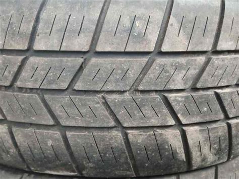 Pneu pluie hankook 200 610R16 pièces et voitures de course à vendre