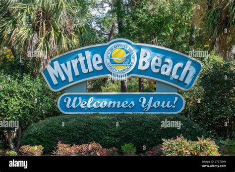 Myrtle Beach Welcome Sign With A Background Of Palm Trees City Of Myrtle Beach South Carolina