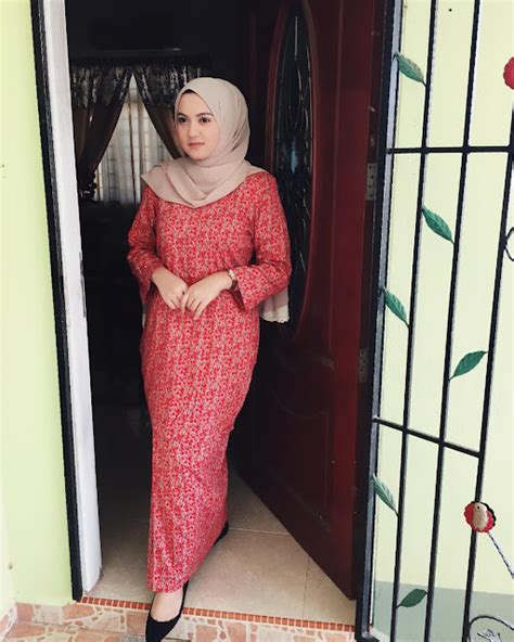 Malay Beautiful Hijaber 💕 Asyiqin Khairi Cute Bunda Kirana