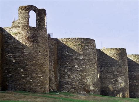 Historia Y Arqueolog A Muralla Romana De Lugo