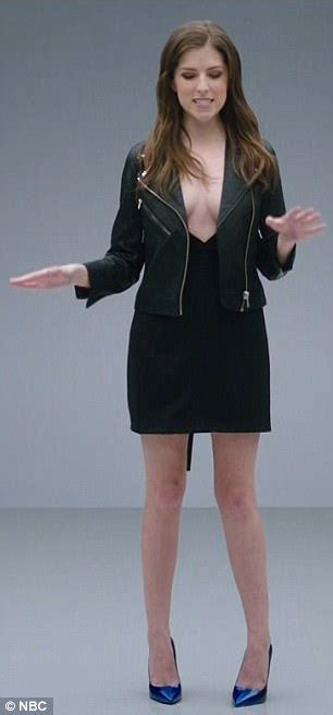 Anna Kendrick Goes Bra Less Beneath Jacket On The Voice Daily Mail Online