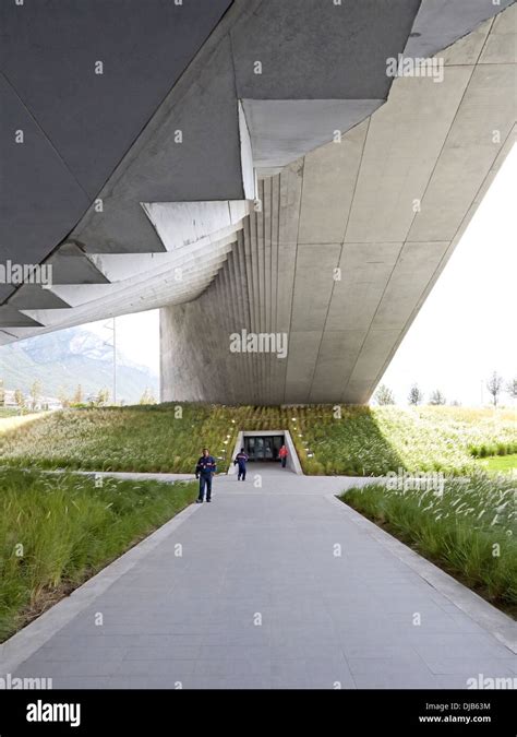 La Universidad De Monterrey Udem Centro Roberto Garza Sada De Arte