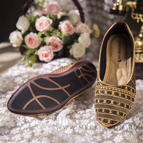 Best Women Slip On Shoes | Pretty Shoes | Merkis