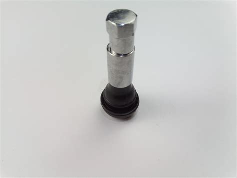 Сосок на бескамерку, хром, цена 16.80 грн — Prom.ua (ID#1718582783)