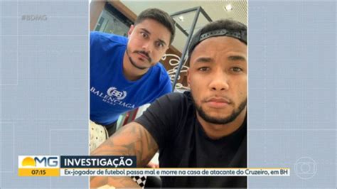 V Deo Ex Jogador De Futebol Morre Depois De Passar Mal Na Casa De