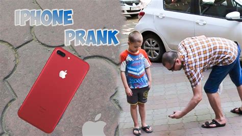 3d Iphone 11 Pro Max Picture On The Ground Prank Youtube