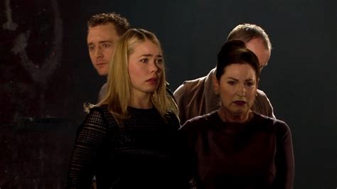 Телеспектакль "Кориолан (2014)" - Зарубежные телеспектакли в интернет ...