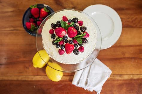 Mixed Berry Cake With Lemon Whipped Cream Icing Bebehblog