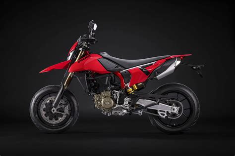 2024 Ducati Hypermotard 698 Mono Guide Total Motorcycle