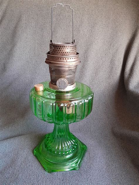 Stunning Vintage 1930s Aladdin Model B Green Uranium Depression Glass Oil Lamp For Sale