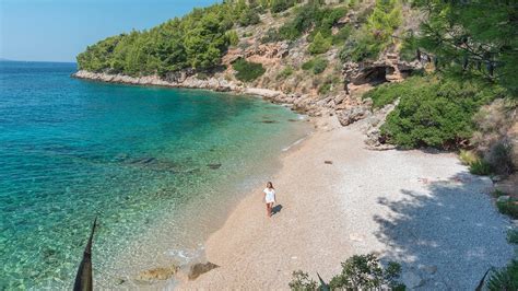 6 schönsten FKK Strände auf der Insel Brač