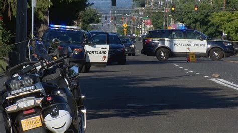 Motorcyclist Dead In Southeast Portland Crash