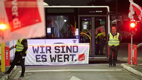 Warnstreik Im Nahverkehr Hier Stehen Busse Und Bahnen Heute Still