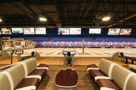 Corporate Events | Louisville KY Bowling & Entertainment | Kingpin Lanes