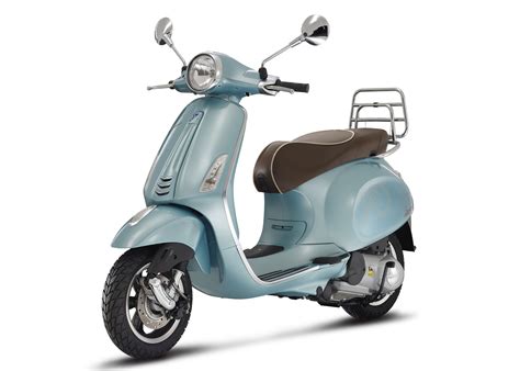 Motorrad Vergleich Vespa Primavera 125 I E 3v 2016 Vs Vespa Primavera