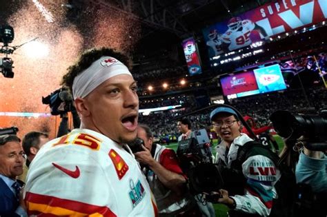 Super Bowl 57 MVP Patrick Mahomes wears WWE Championship Belt | Flipboard