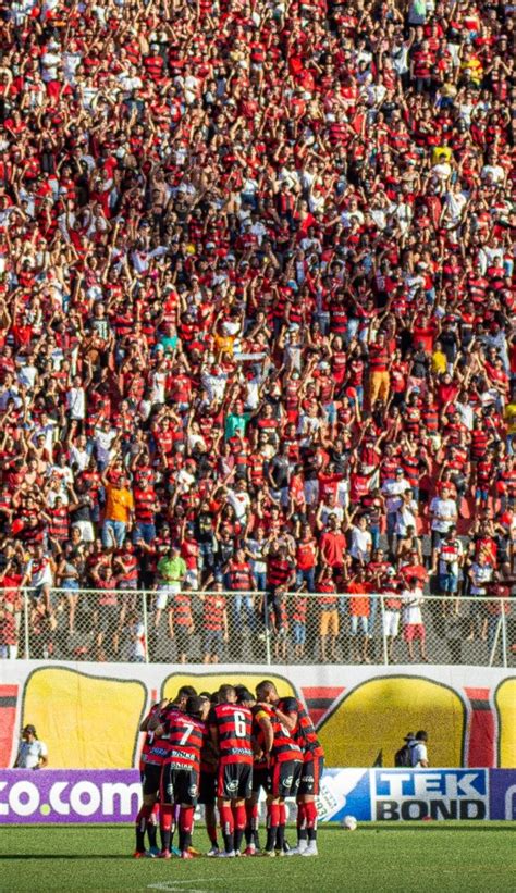 Pin De Cibelesandrini Em Ecv Esporte Clube Vitoria Vitoria Futebol