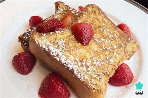 Tostadas Francesas Con Fresas F Cil